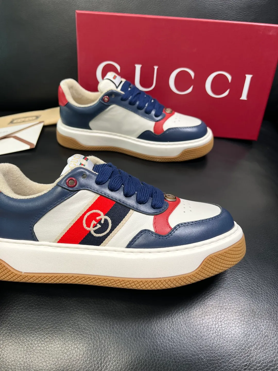 Men's shoes 💰780 Gucci high quality top crafts Gucci counter new original factory configuration, imported cowhide fabric from Italy, imported cowhide lining, breathable and comfortable, sole: original factory special supply original sole super comfortable, original factory and single goods, welcome to compare, code number 38-44 (customized 45)